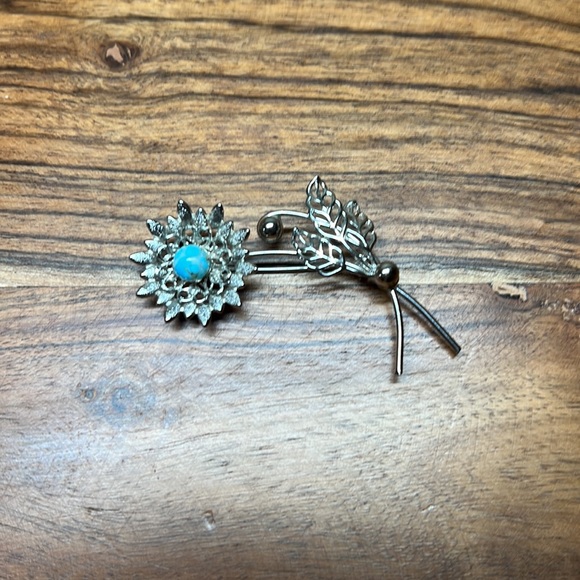 Vintage Costume Silver-tone Blue Flower Brooch - Picture 14 of 17